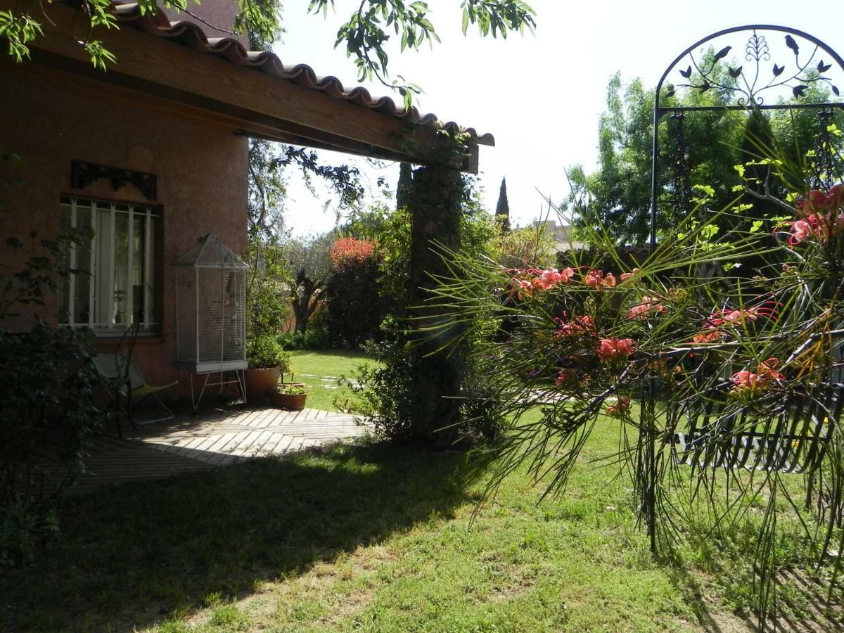 B&B Le Clos Des Vignes Saint Raphael Exterior foto